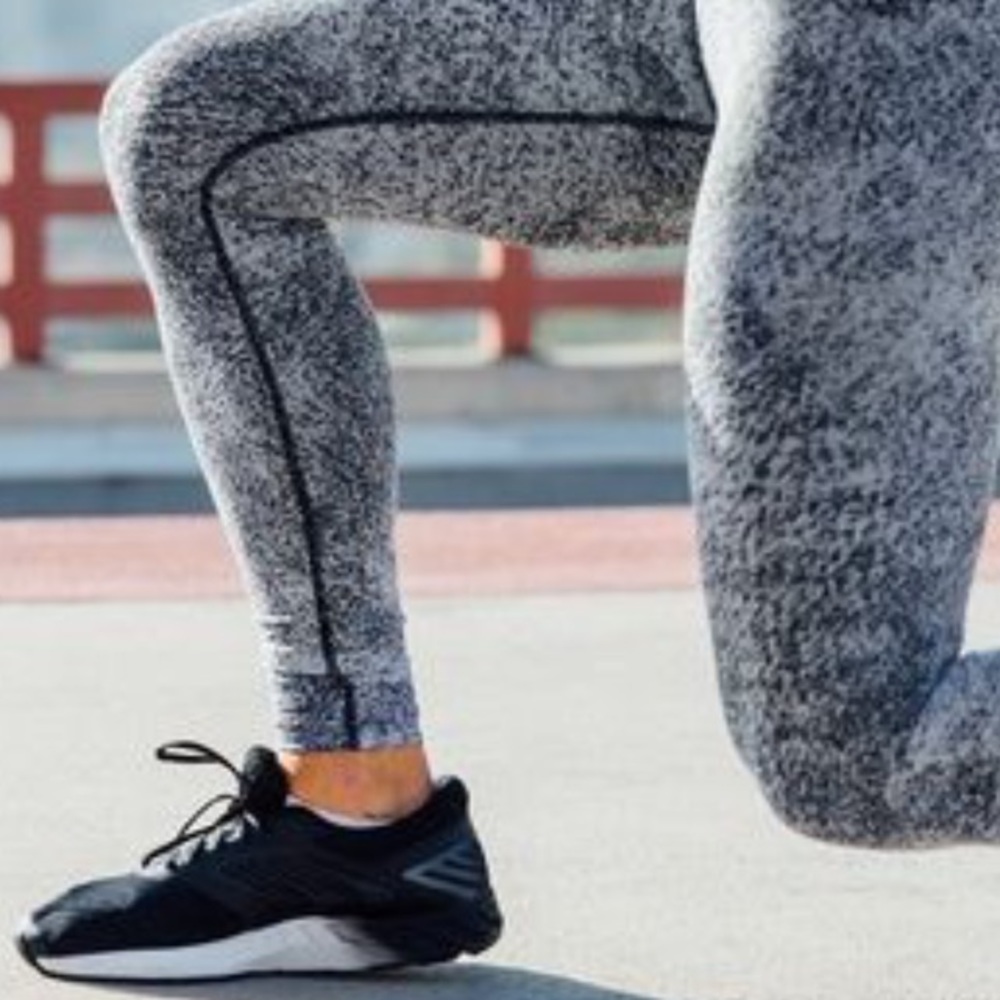 NWT Lululemon Wunder Unders 28" 4 6 - Picture 2 of 5
